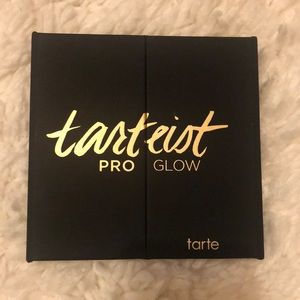 Tarte Pro Glow (highlight and contour) palette